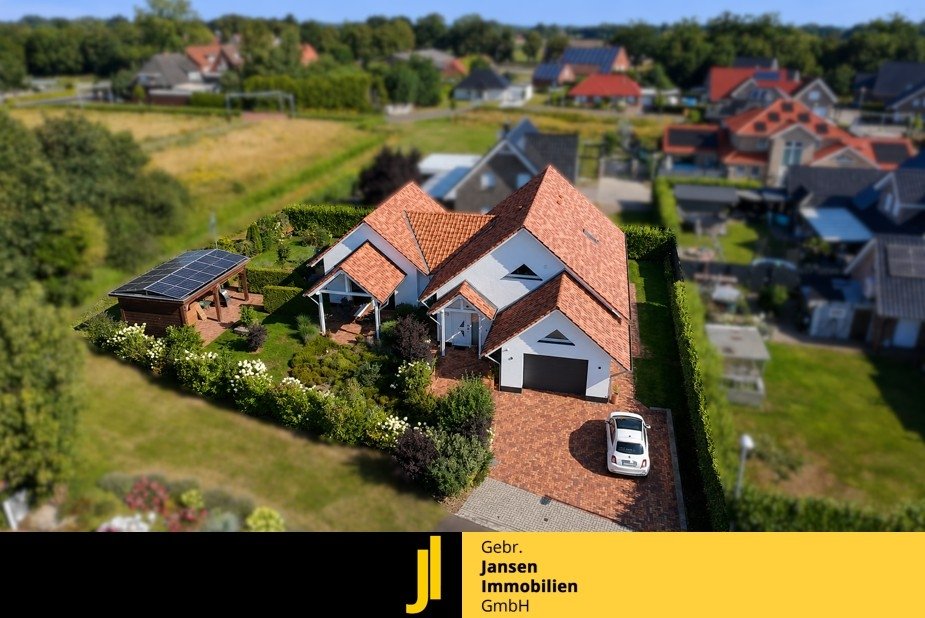Baujahr 2019! Moderne Landhausvilla mit viel Platz! Baujahr 2019! Moderne Landhausvilla mit viel Platz!