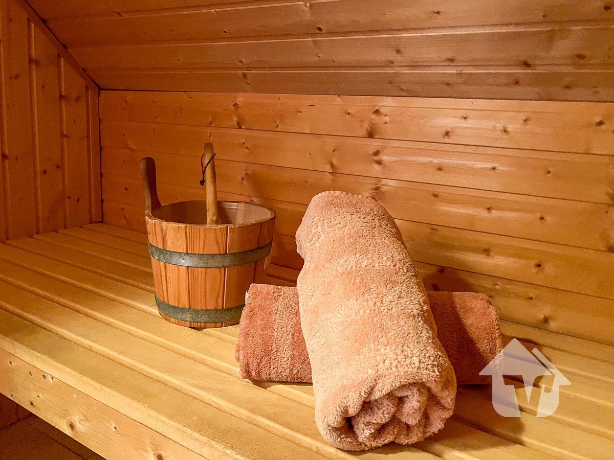 Sauna (1)