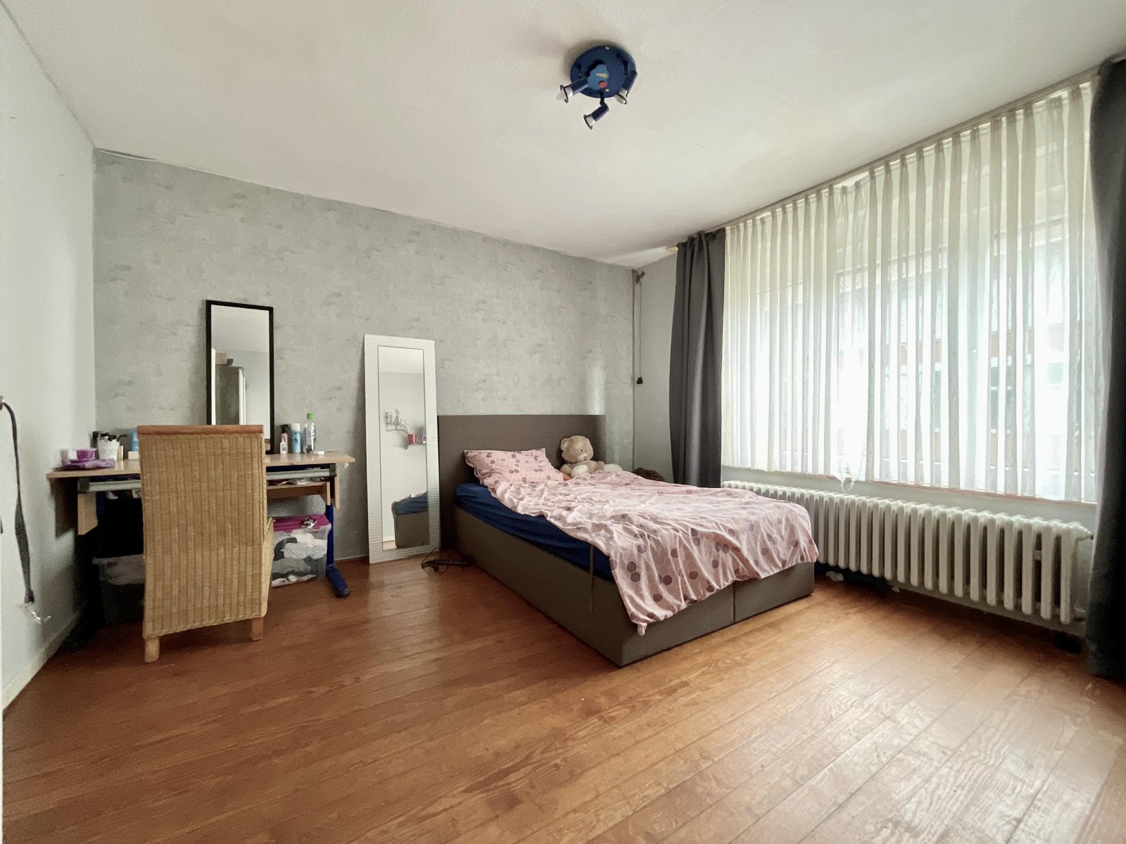 Elternschlafzimmer (EG)