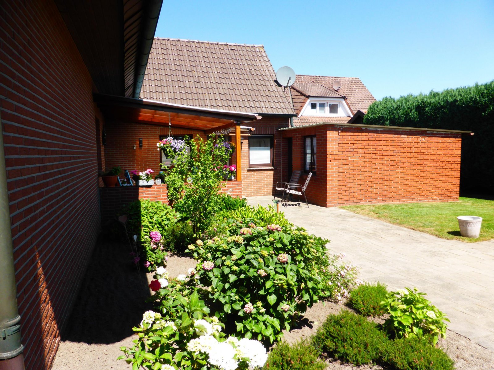 Garten und Terrasse