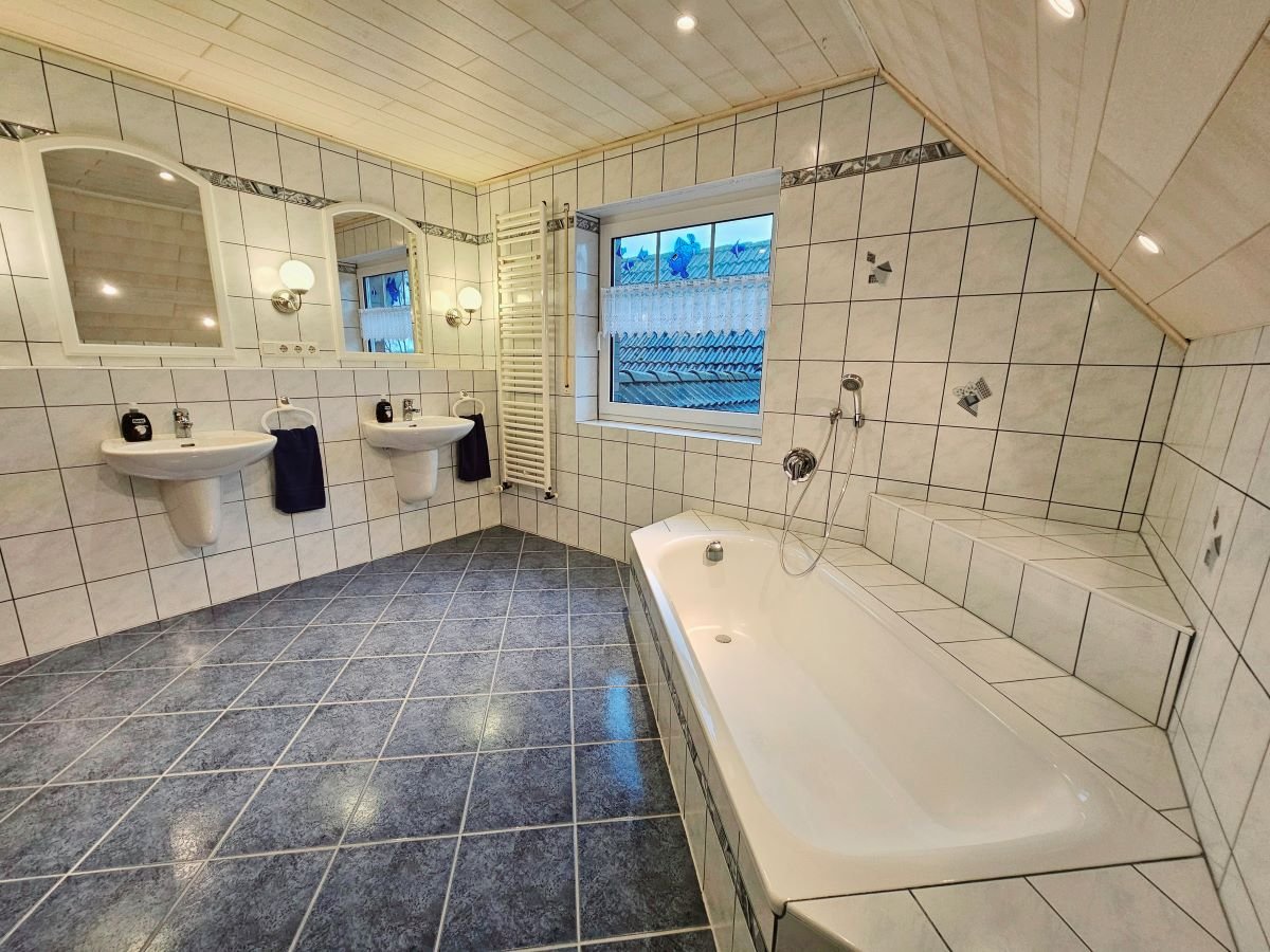 Badezimmer OG