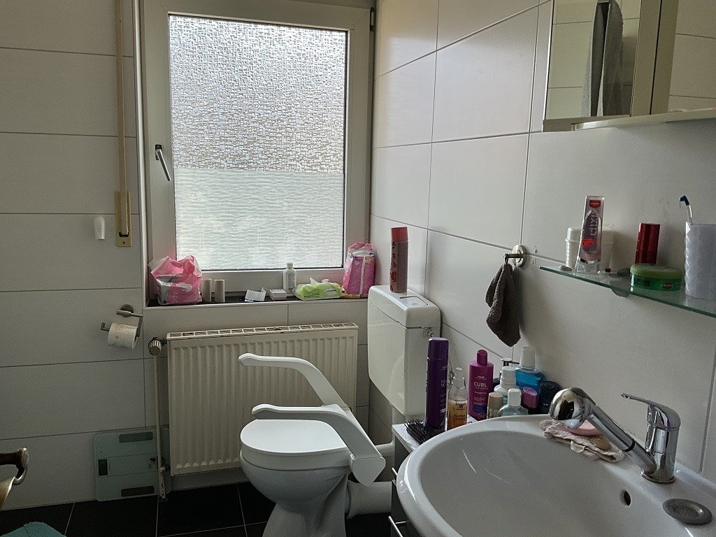 Badezimmer EG