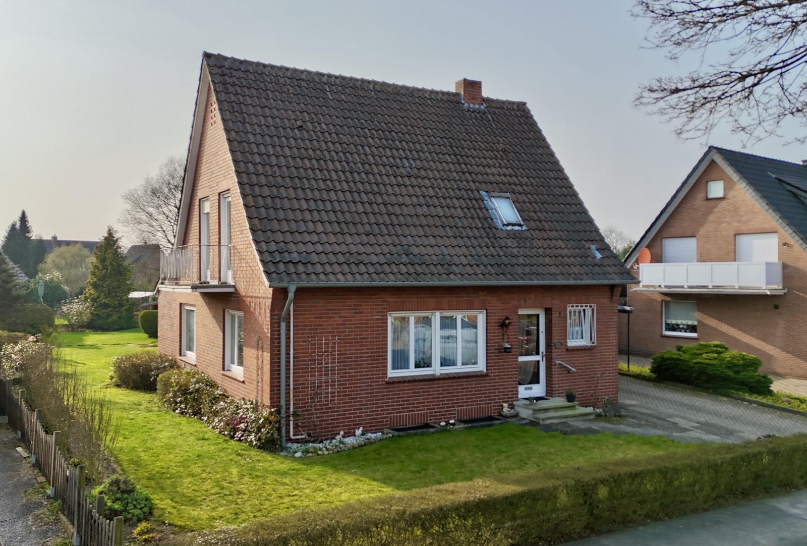 Großzügiges Einfamilienhaus für Handwerker in Schüttorf Großzügiges Einfamilienhaus für Handwerker in Schüttorf